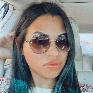 Meet your Posher, Ruth